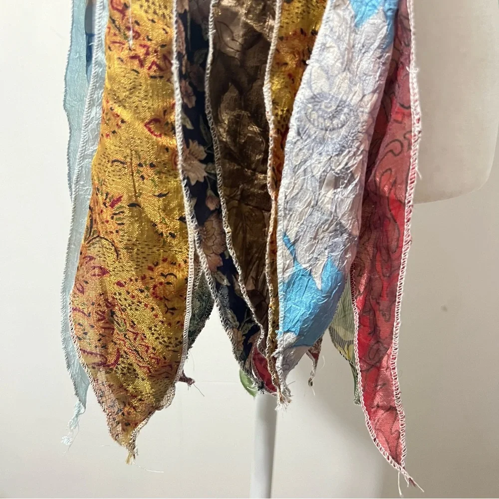N/A vibrant scarf